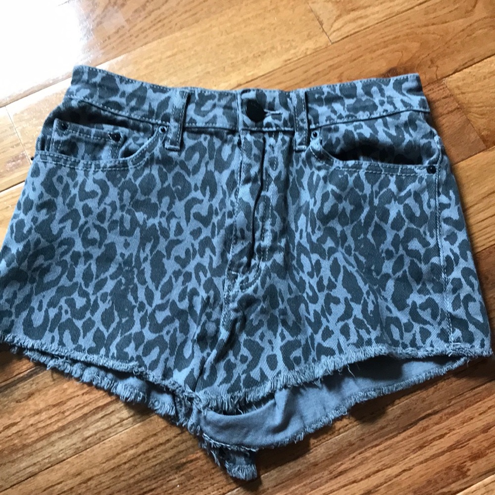 Black cheetah print high rise shorts